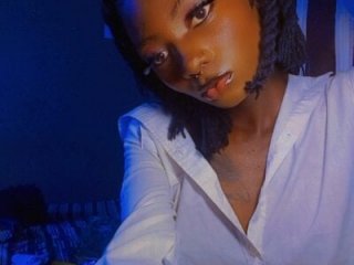 skinnyleeray live webcam thumbnail