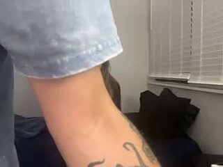 skylarhazee live webcam thumbnail