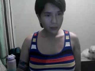 skylerfox90210 live webcam thumbnail
