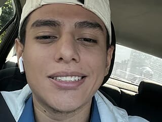 skynni_10 live webcam thumbnail