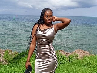 SLIMGAL_BIGBUBS live webcam thumbnail
