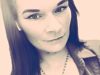 Sladkaya97 live webcam thumbnail