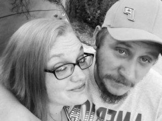 Slutty_Owl420 live webcam thumbnail