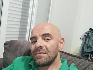 slim1976006 live webcam thumbnail