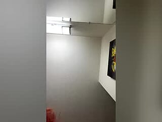 sluttyrosie1994 live webcam thumbnail