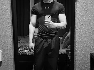 SmaLDicK2100 live webcam thumbnail