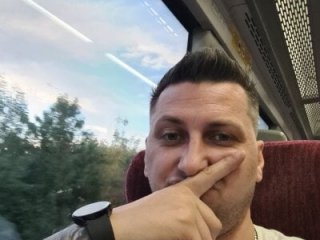 SmallDick___ live webcam thumbnail