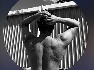 Small_dick_069 live webcam thumbnail