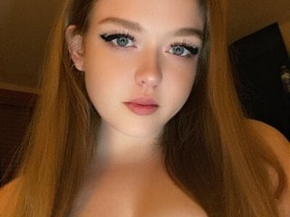 SmirkFans live webcam thumbnail