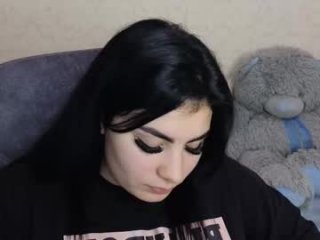 snickertail live webcam thumbnail