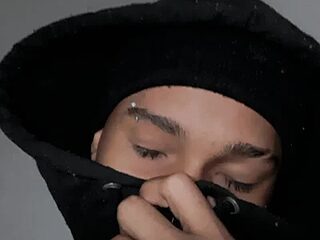 SOYFAKER live webcam thumbnail