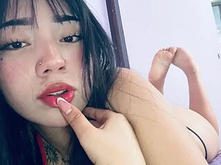 Soffi_x_x_ live webcam thumbnail