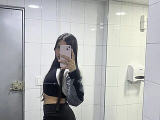 Soffy_20 live webcam thumbnail