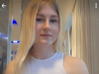 SofiLunaX live webcam thumbnail