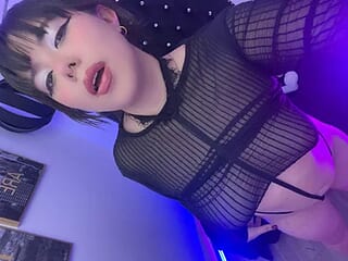 Sofie_Morris live webcam thumbnail