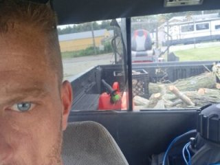 Solostroker39 live webcam thumbnail