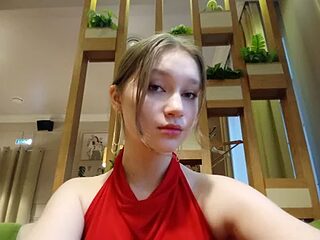 SonaKhalili live webcam thumbnail