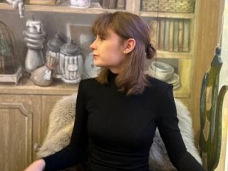 SonyaNowak live webcam thumbnail