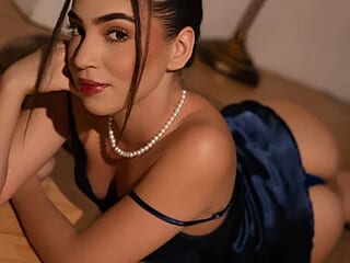 SophiDavies live webcam thumbnail