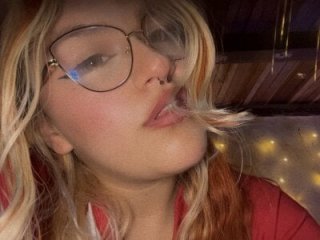 Sophia_Weest99 live webcam thumbnail