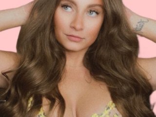Sophie_Raegan live webcam thumbnail