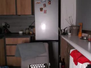 sofi_delightful live webcam thumbnail