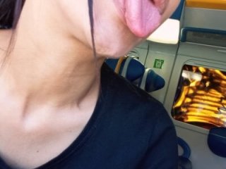 sofiadiamond228 live webcam thumbnail