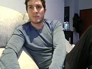 solo_en_casaa live webcam thumbnail