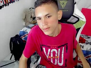 sombra_18 live webcam thumbnail