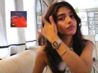 soniya-singh07 live webcam thumbnail