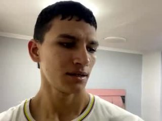 sophi_y_jack live webcam thumbnail