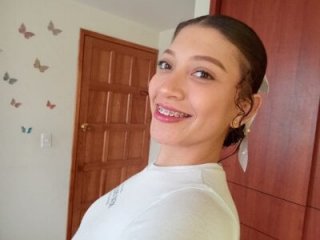 sophia_arevalo live webcam thumbnail