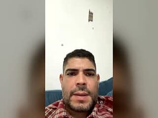 souzaflaviomota live webcam thumbnail