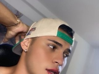 soyander03_ live webcam thumbnail