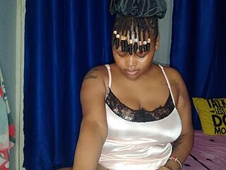 Spicequeen23 live webcam thumbnail