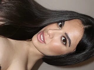 SpicyCherryx live webcam thumbnail