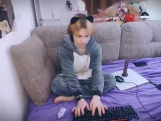sparkyferret live webcam thumbnail