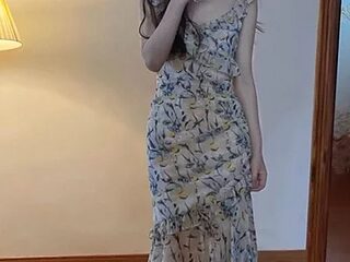 spicy-cherry live webcam thumbnail