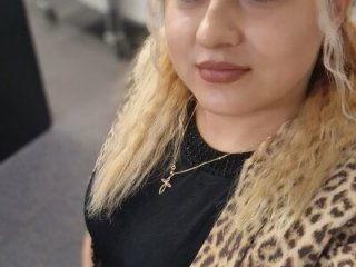 SquirtPassion1995 live webcam thumbnail