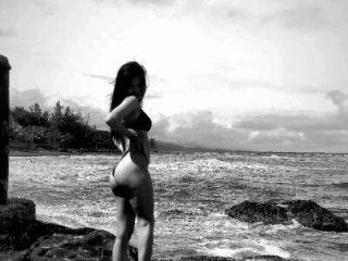 SquirtSellene18 live webcam thumbnail