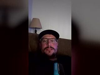 squirrlycock1 live webcam thumbnail
