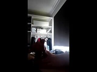 squirtonme951 live webcam thumbnail