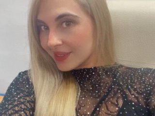 STARBEAUTY4y live webcam thumbnail