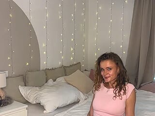 Stella_Rosee live webcam thumbnail