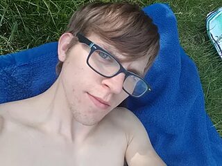 StephPra94 live webcam thumbnail