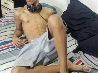 Stephen_Angel live webcam thumbnail