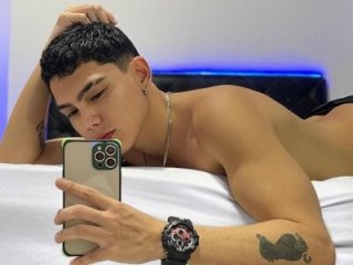 Stevenn_77 live webcam thumbnail