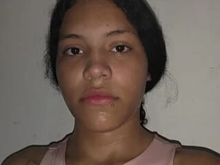 staicy_white_19 live webcam thumbnail