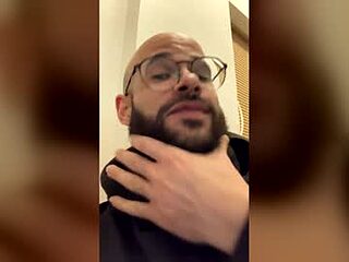 stayshard69696969 live webcam thumbnail