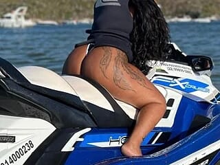 ste_karoline live webcam thumbnail